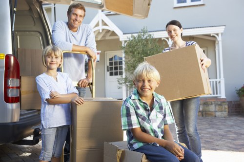 Transparent pricing for Man and Van services in Chiswick